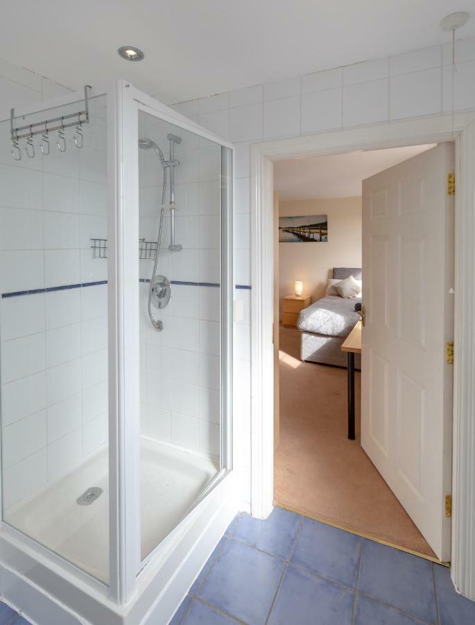 Newcastle City Centre Spacious Town House Free Parking And Wifi Exterior photo